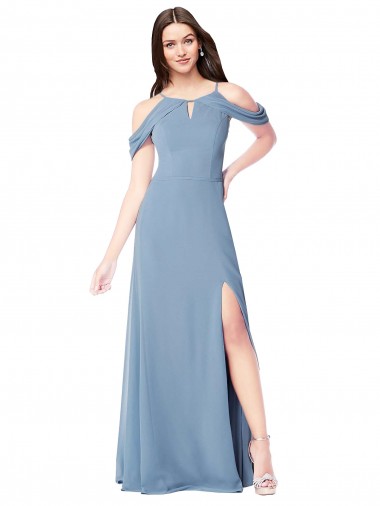 Vendedor de Fora do Ombro Chiffon Sem Mangas Azul Empoeirado Vestidos de Madrinha