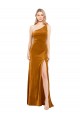 Vendedor de Um Ombro Veludo Elástico Sem Mangas Ouro Vestidos de Madrinha / Vestidos de Noite / Vestidos de Festa