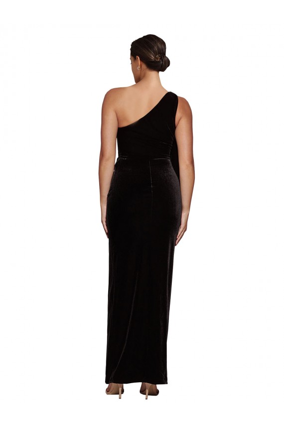 Vendedor de Um Ombro Veludo Elástico Sem Mangas Preto Vestidos de Madrinha / Vestidos de Noite / Vestidos de Festa
