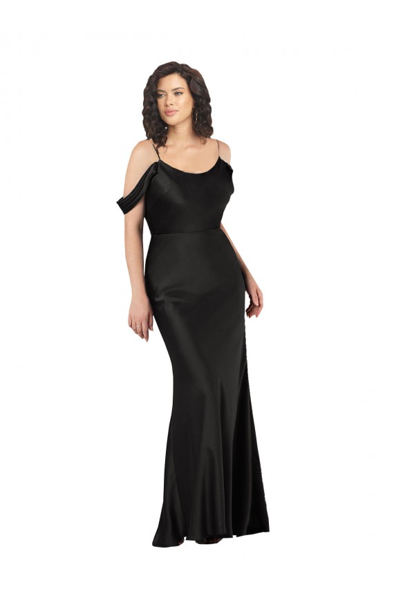 Vendedor de Fora do Ombro Cetim Sedoso Sem Mangas Lombar Preto Vestidos de Madrinha / Vestidos de Noite / Vestidos de Festa
